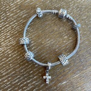 Pandora Authentic Vintage (early 2000s) Sterling Silver Bracelet w/Charms
